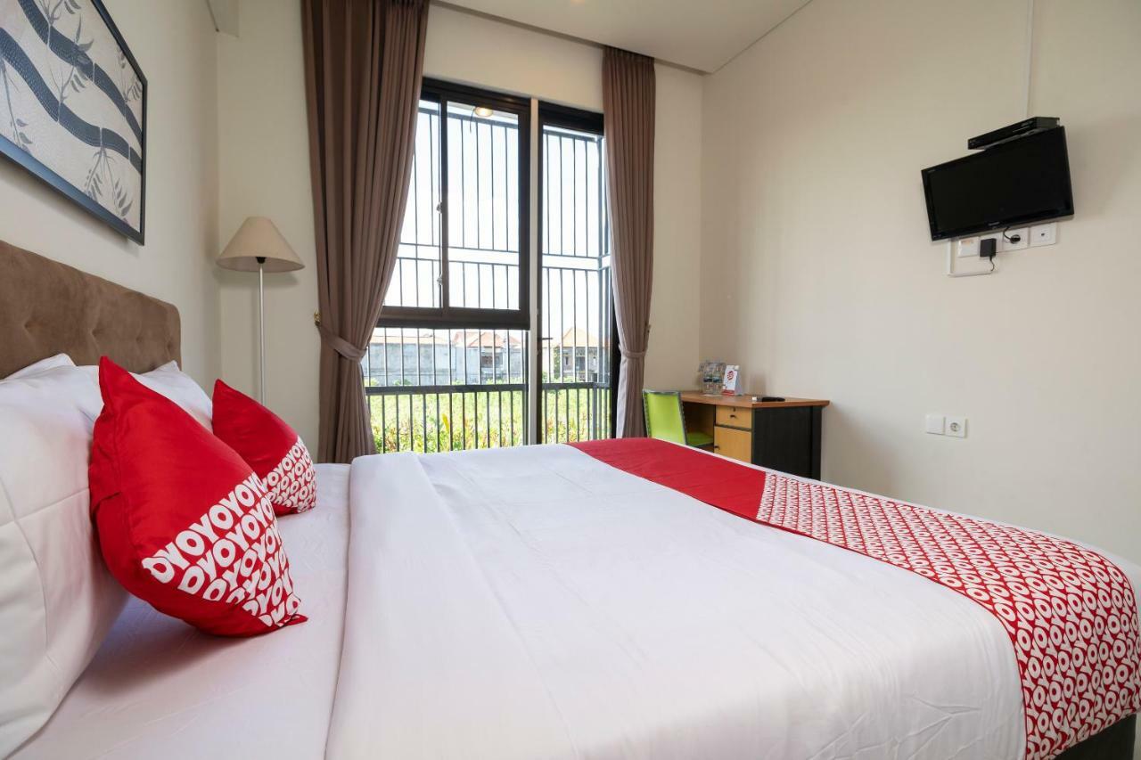 Oyo 697 Olivia Inn Denpasar Легиан Экстерьер фото