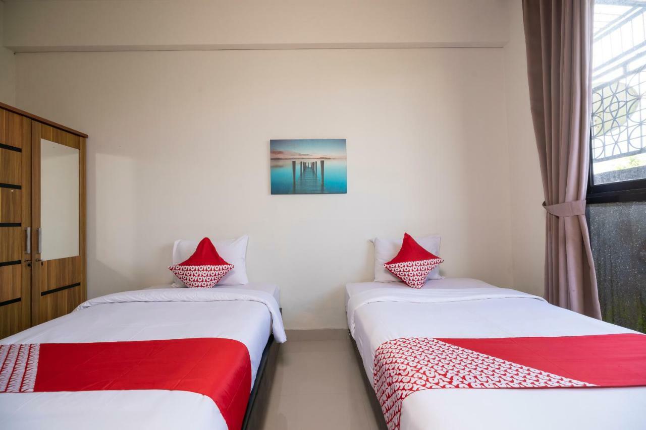Oyo 697 Olivia Inn Denpasar Легиан Экстерьер фото