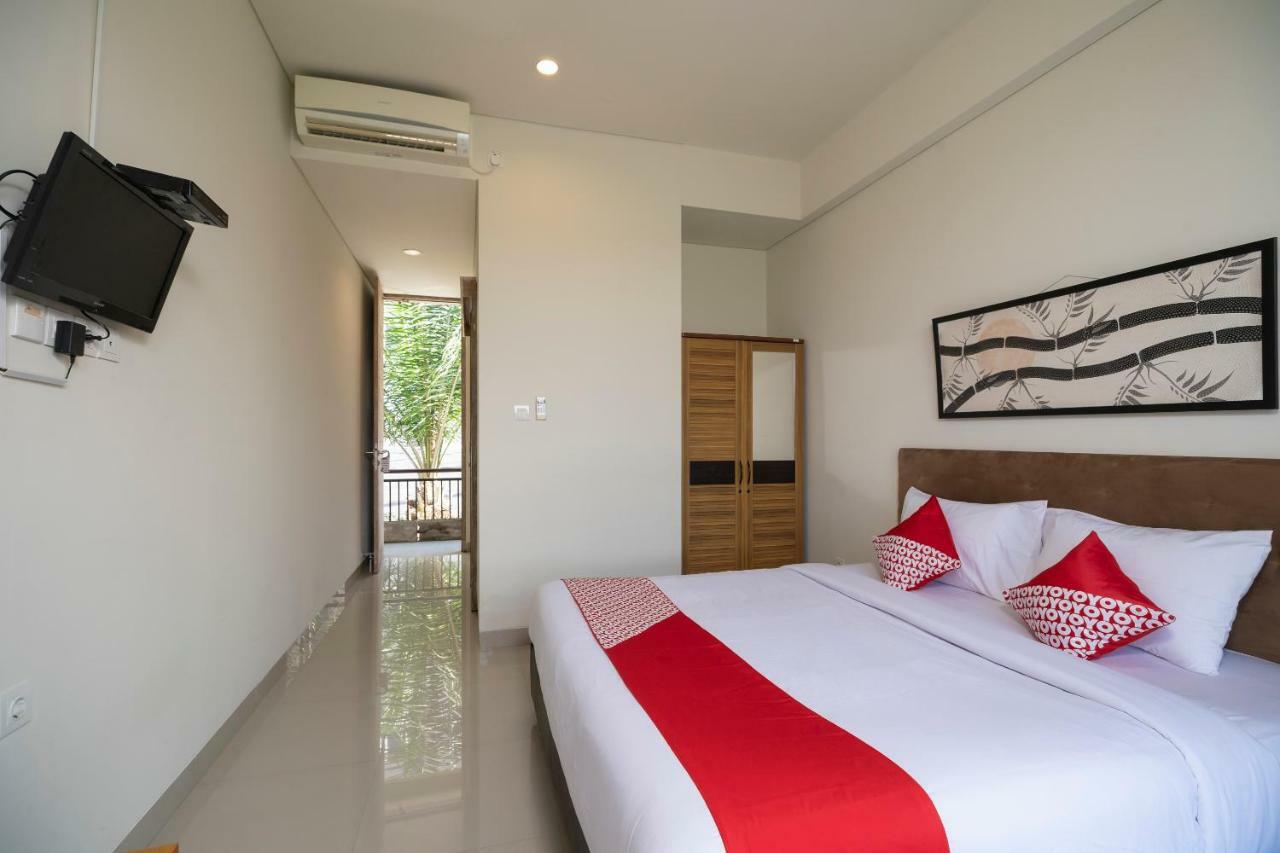 Oyo 697 Olivia Inn Denpasar Легиан Экстерьер фото