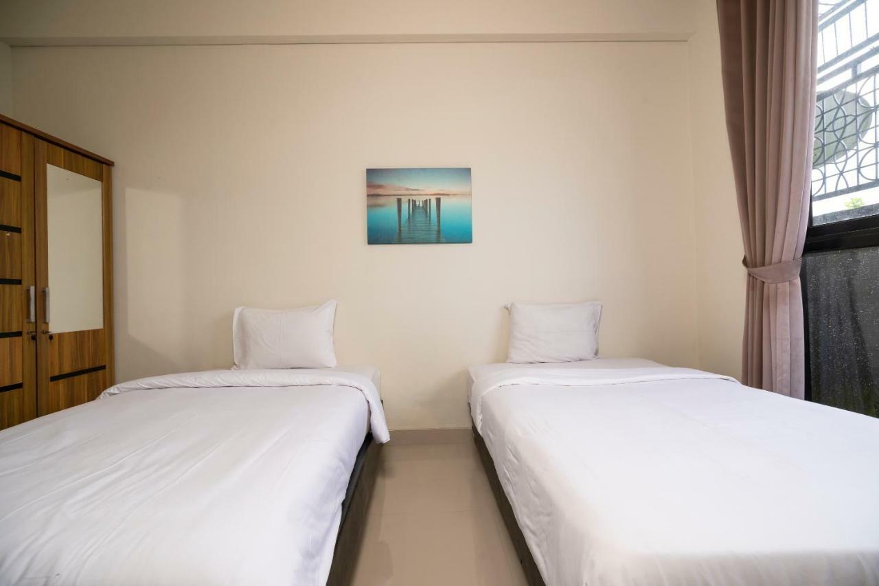 Oyo 697 Olivia Inn Denpasar Легиан Экстерьер фото